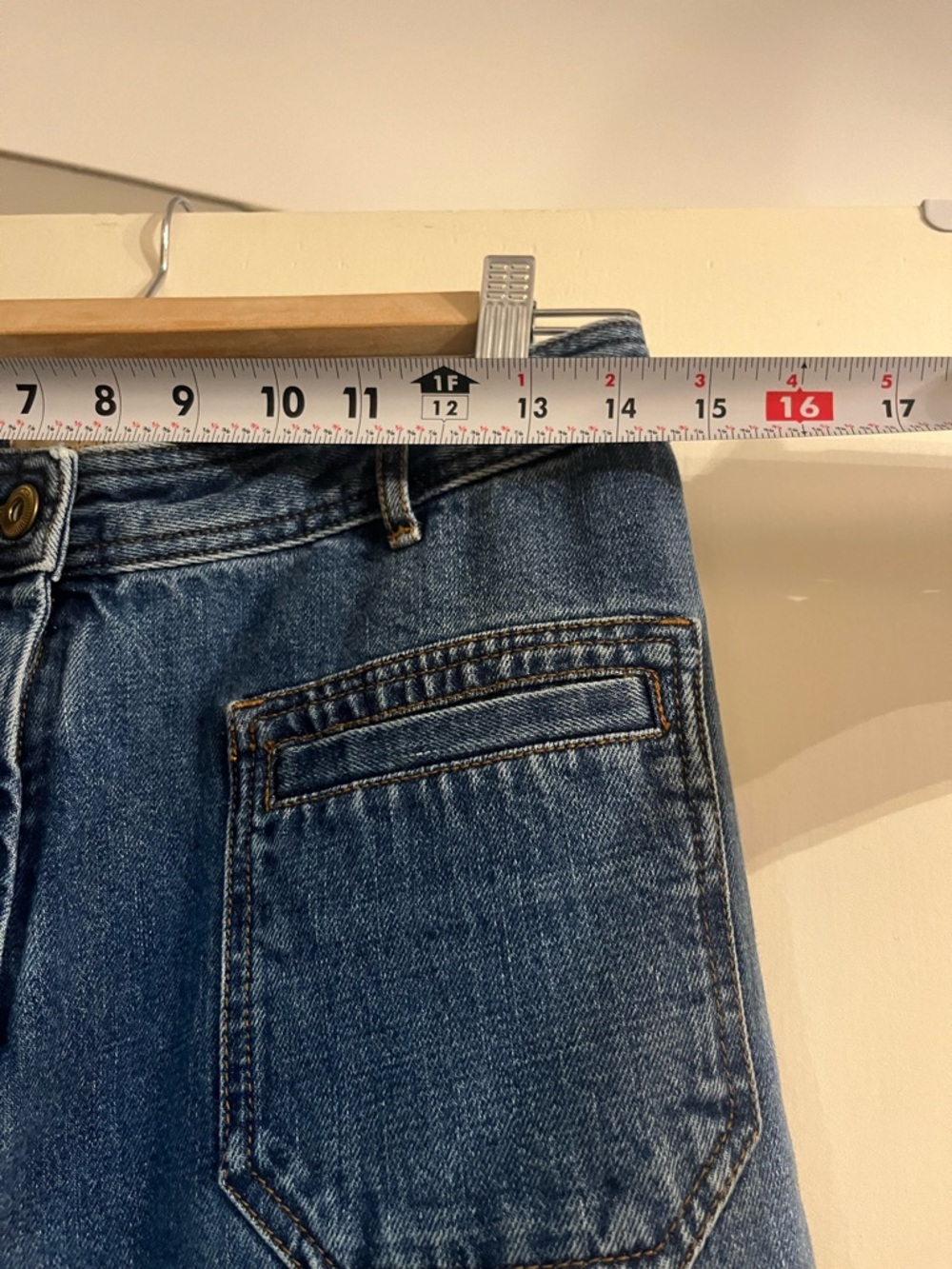 Sessun light blue denim jeans with contrast topstitching